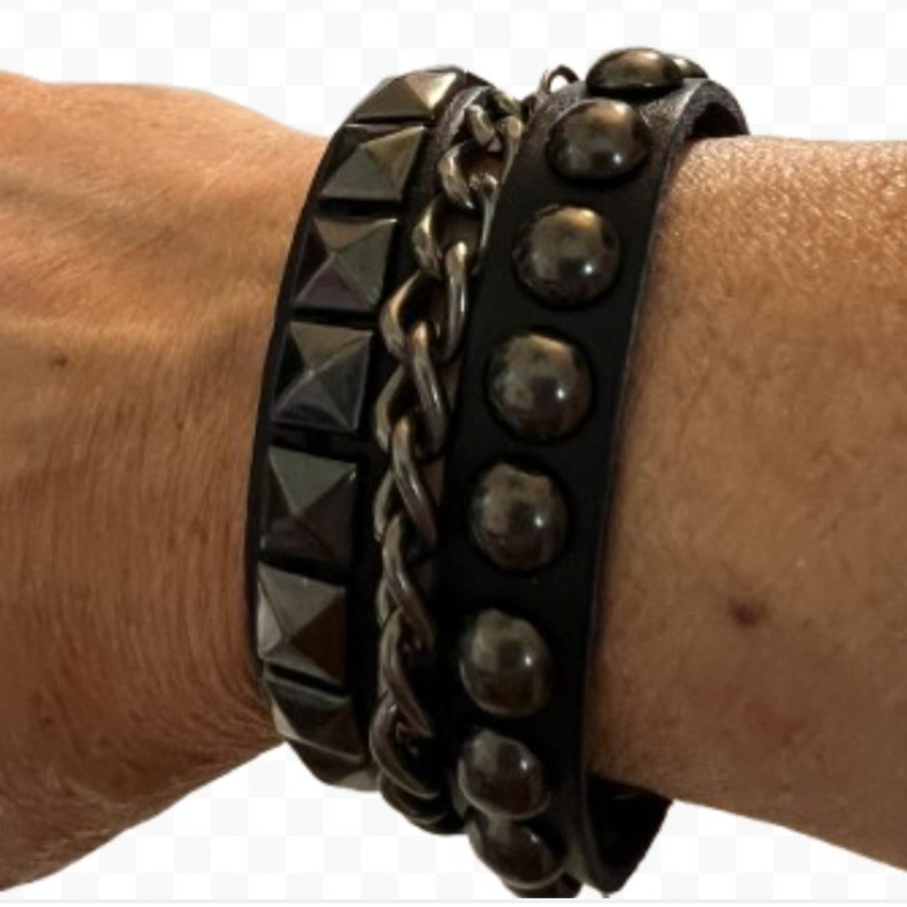 Yik Fung Unisex Dark Brown Gunmetal Studded Chain Snap Cuff Bikercore Bracelet